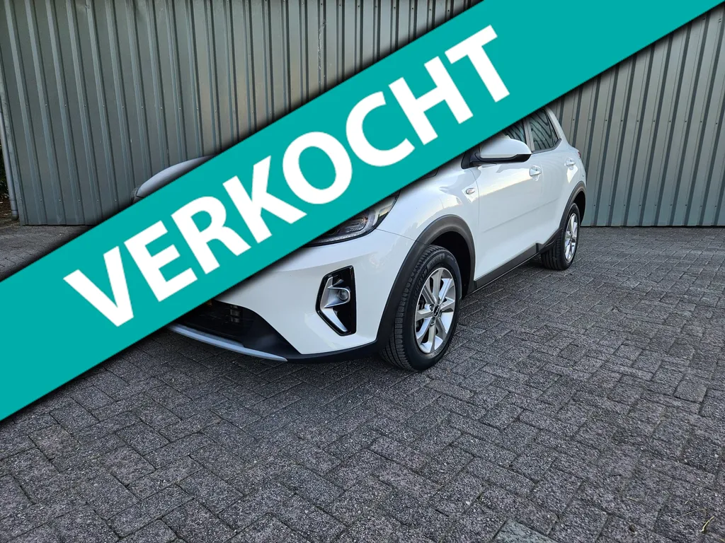 Kia Stonic 1.0 T-GDi MHEV DynamicLine Camera Airco Lmv