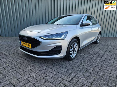 Ford Focus 1.0 EcoBoost Hybrid Titanium Led Navi Cruisecontrol