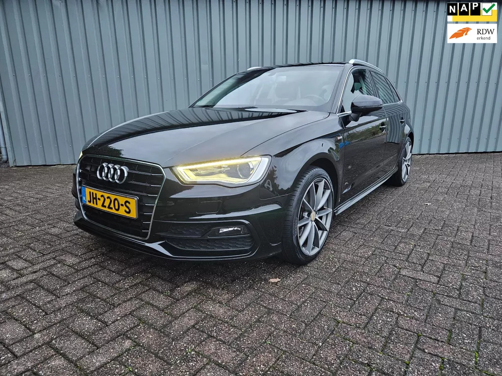 Audi A3 Sportback 1.2 TFSI Adrenalin S-Line 110Pk Navi led Cruisecontrol Trekhaak