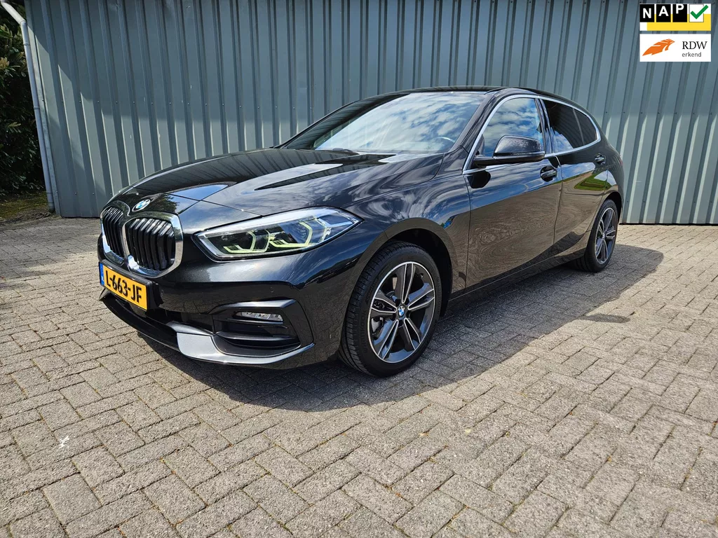 BMW 1-serie 118i Business Sport Edition Automaat Navi Led lmv