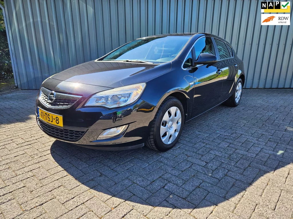 Opel Astra 1.4 Business Edition Navi Airco cruisecontrol