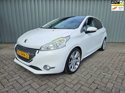 Peugeot 208 1.6 VTi Allure Navi Panodak Lmv Clima