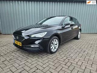Seat Leon 5 Deurs 1.5 TSI Style Business Intense Camera Stoel/Stuurverwarming Navi