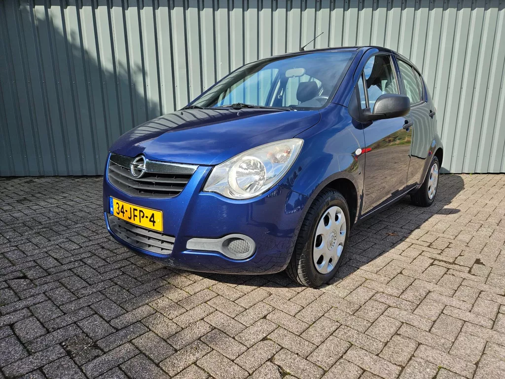 Opel Agila 1.0 Essentia stuurbekrachtiging