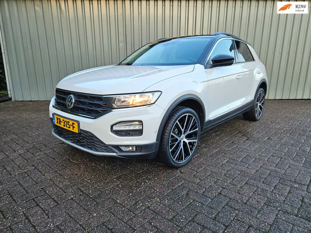 Volkswagen T-Roc 1.0 TSI 116Pk Style Clima Stoelverwarming Trekhaak